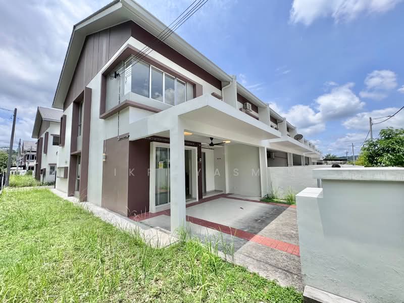 Terraced House for Sale in Sepang (Selangor) - Fikri Yasmin - Exterior - PropertyGuru.com.my