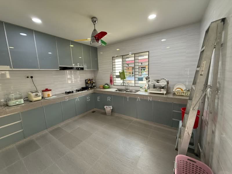 Shop / Office for Sale in Permas Jaya (Johor) - SASER TAN. - Kitchen - PropertyGuru.com.my