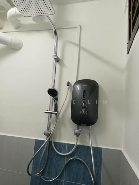 Apartment for Sale at Indah Court Apartment - Yvonne Lim - Bathroom - PropertyGuru.com.my