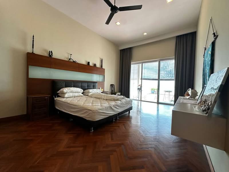 Straits Quay (The Suites at Waterside) untuk Untuk Disewa - RM 4,700 /bulan, Feb 2026 - Bedroom - PropertyGuru.com.my