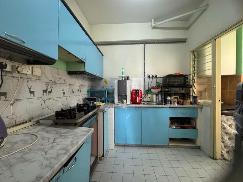 Condominium for Sale at Emerald Hill Condominium - Azli Ibrahim - Kitchen - PropertyGuru.com.my