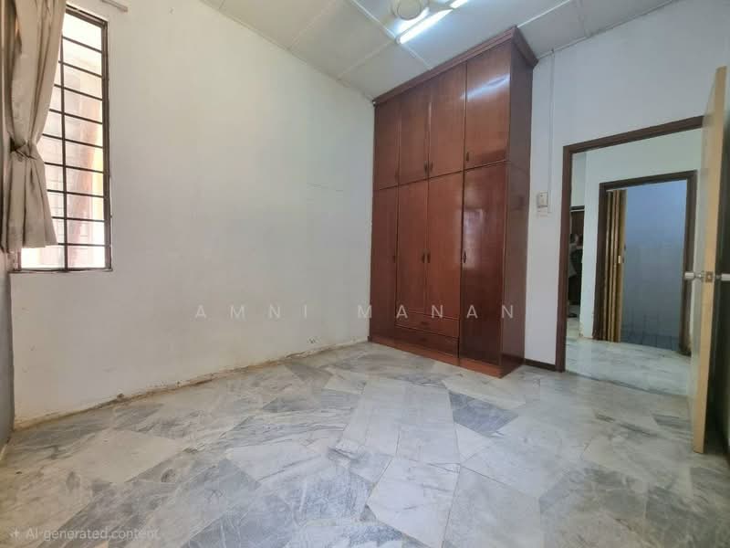 Bungalow for Sale in Bukit Beruntung (Serendah) - Amni Manan - Bedroom - PropertyGuru.com.my