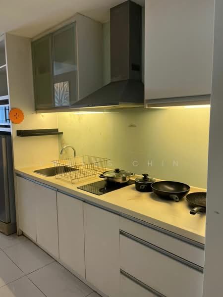 Cormar Suites (Fraser Place (Lot 163)) untuk Untuk Disewa - RM 2,250 /bulan, Feb 2026 - Kitchen - PropertyGuru.com.my