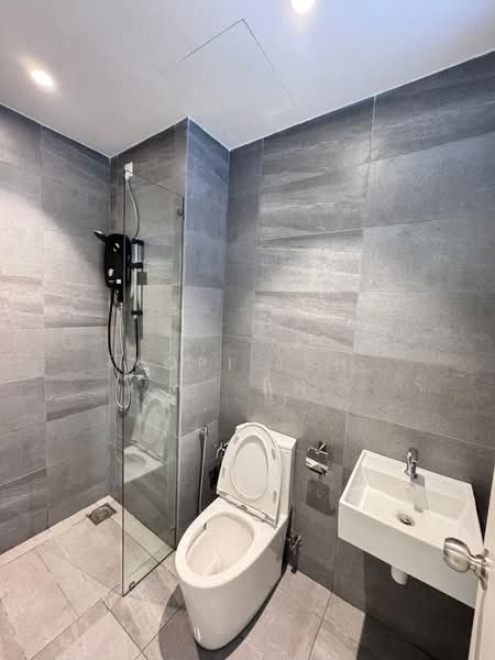 Service Residence for Rent at M Oscar - Kopi Teh - Bathroom - PropertyGuru.com.my