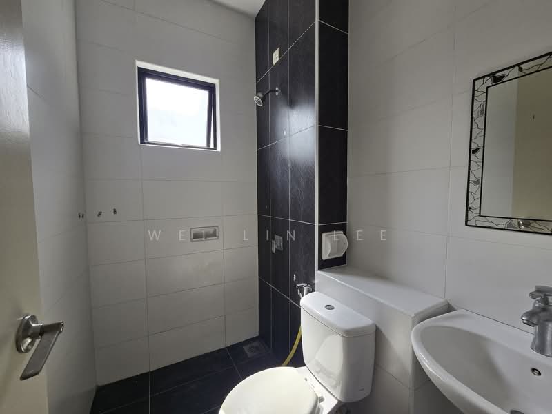 Cluster House for Rent in Bukit Indah (Iskandar Puteri (Nusajaya)) - Emma Lee - Bathroom - PropertyGuru.com.my