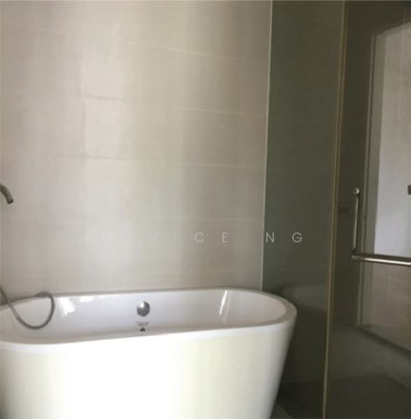 3-storey Terraced House for Sale in Seri Kembangan (Selangor) - Denice Ng - Bathroom - PropertyGuru.com.my