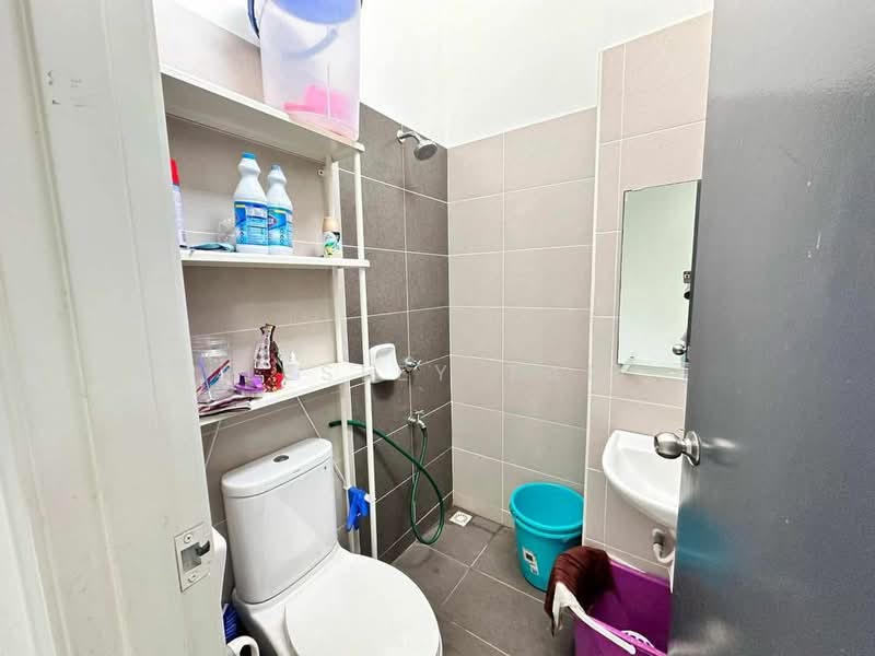 Mutiara Rini untuk Untuk Dijual - RM 738,000, Feb 2026 - Bathroom - PropertyGuru.com.my
