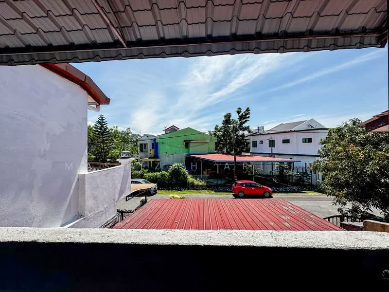 2-storey Terraced House for Sale in Taman Sri Serdang (Seri Kembangan) - Masnizah Arifin - Exterior - PropertyGuru.com.my