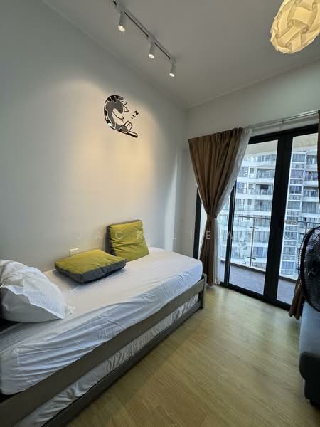 Amberside @ Country Garden Danga Bay untuk Untuk Disewa - RM 550 /bulan, Feb 2026 - Bedroom - PropertyGuru.com.my