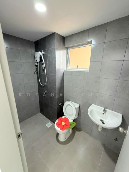 Condominium for Rent at Residensi Sateria - Rozana Simin - Bathroom - PropertyGuru.com.my