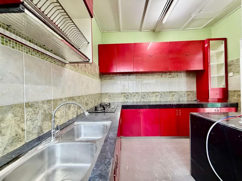Townhouse for Sale in Pandan Indah (Ampang) - Azli Ibrahim - Kitchen - PropertyGuru.com.my