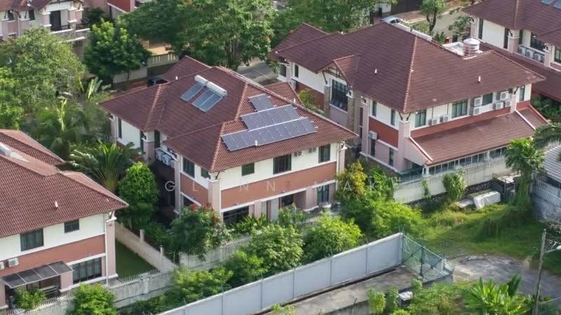 Bungalow House for Sale in Kelana Jaya (Petaling Jaya) - Glenn Mak - Exterior - PropertyGuru.com.my