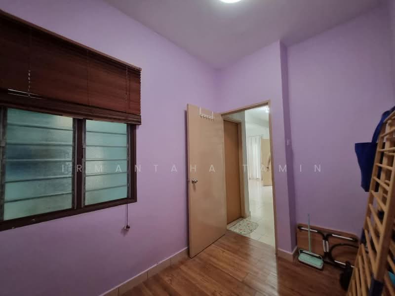Cluster House for Rent in Bandar Puncak Alam (Puncak Alam) - Irmantaha Tamin - Bedroom - PropertyGuru.com.my