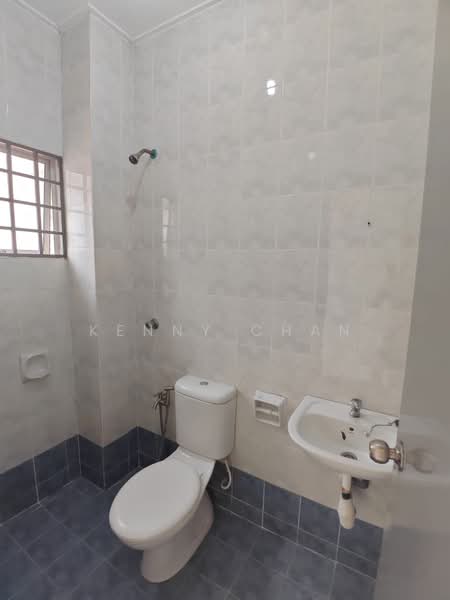 2-storey Terraced House for Sale in Klang (Selangor) - Kenny Chan - Bathroom - PropertyGuru.com.my