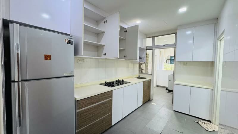 Indah Samudra Condominium untuk Untuk Disewa - RM 2,200 /bulan, Feb 2026 - Kitchen - PropertyGuru.com.my
