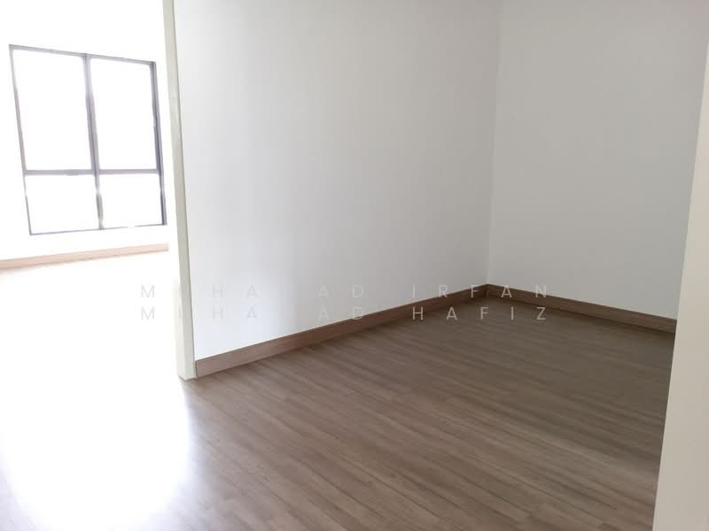 2-storey Terraced House for Sale in Bandar Bukit Raja (Klang) - Muhamad Irfan Muhamad Hafiz - Family Area - PropertyGuru.com.my