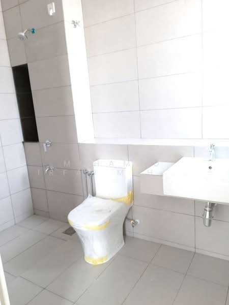 2-storey Terraced House for Sale in Bandar Bukit Raja (Klang) - Muhamad Irfan Muhamad Hafiz - Bathroom - PropertyGuru.com.my