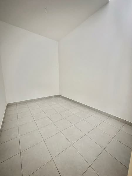 1-storey Terraced House for Sale in Bandar Putra (Kulai) - Ruby Tan - Interior - PropertyGuru.com.my