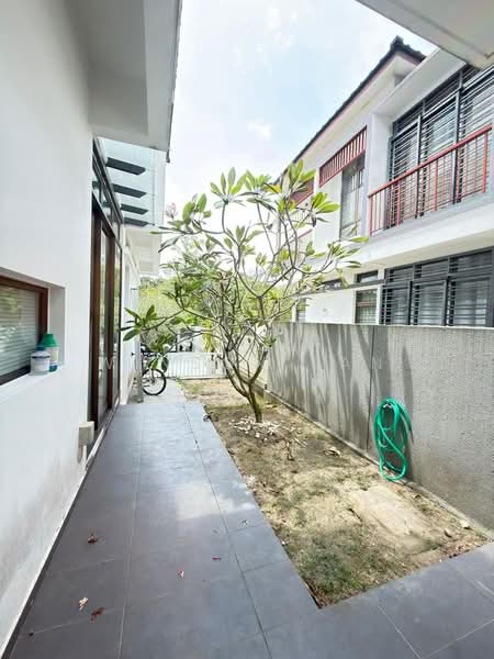 Cluster House for Sale in Setia Tropika (Johor Bahru) - Winson Tan - Exterior - PropertyGuru.com.my