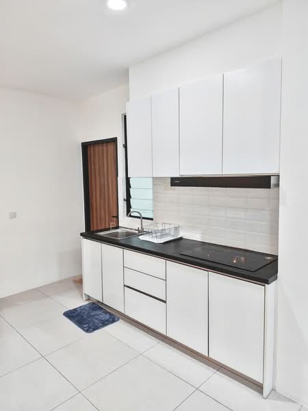 Pangsapuri untuk Disewa di Armadale Residence, Kuching, Sarawak - Nga Eng Tiong - Kitchen - PropertyGuru.com.my