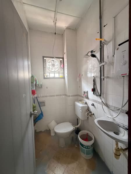 Tan Sri Yaacob Tan Sri Yaacob Tans Sris Yaacobs untuk Untuk Dijual - RM 680,000, Feb 2026 - Bathroom - PropertyGuru.com.my