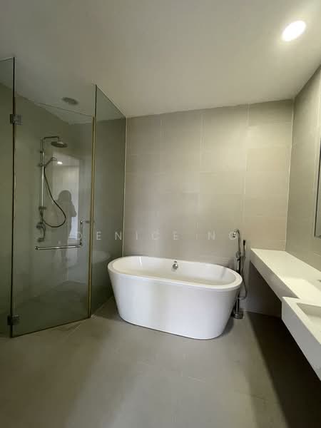 3-storey Terraced House for Sale in Seri Kembangan (Selangor) - Denice Ng - Bathroom - PropertyGuru.com.my