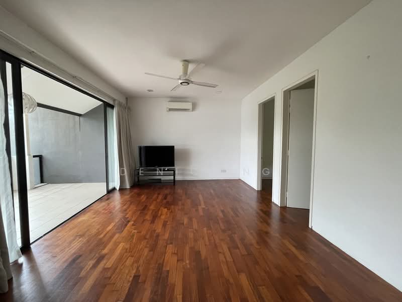3-storey Terraced House for Sale in Seri Kembangan (Selangor) - Denice Ng - Living Room - PropertyGuru.com.my