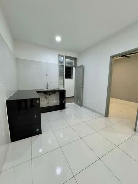 2-storey Terraced House for Sale in Setia Eco Gardens (Gelang Patah) - Ruby Tan - Kitchen - PropertyGuru.com.my