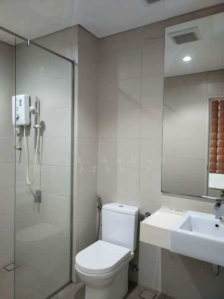 Service Residence for Rent at Liberty Tower @ i-City - Nik Ahmad Muazzam Bin Nik Mazlan - Bathroom - PropertyGuru.com.my
