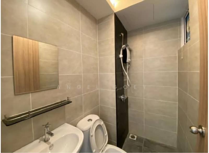 Condominium for Rent at QuayWest Residence - Angel Goey - Bathroom - PropertyGuru.com.my