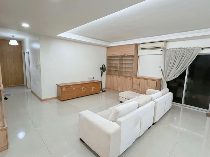 Dynasty Garden Condominium untuk Untuk Disewa - RM 3,000 /bulan, Feb 2026 - Living Room - PropertyGuru.com.my