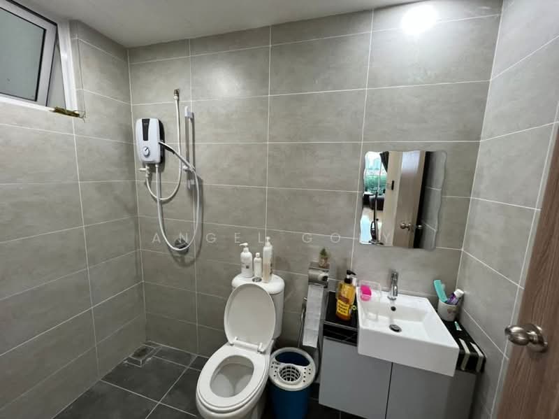 Condominium for Rent at QuayWest Residence - Angel Goey - Bathroom - PropertyGuru.com.my
