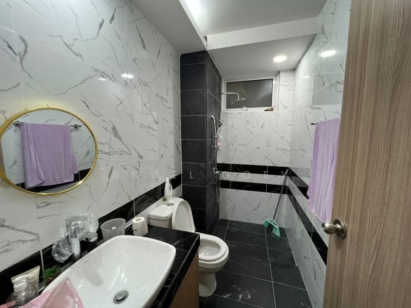 Condominium for Rent at QuayWest Residence - Angel Goey - Bathroom - PropertyGuru.com.my