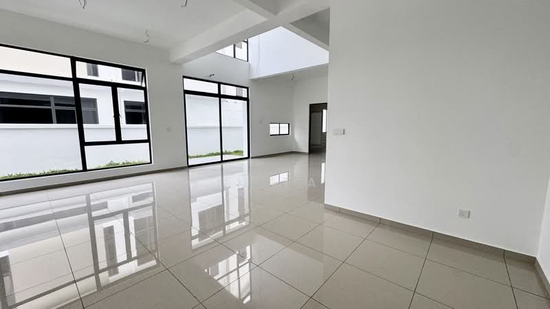 Cluster House for Sale in Horizon Hills (Iskandar Puteri (Nusajaya)) - Yik Tat - Living Room - PropertyGuru.com.my