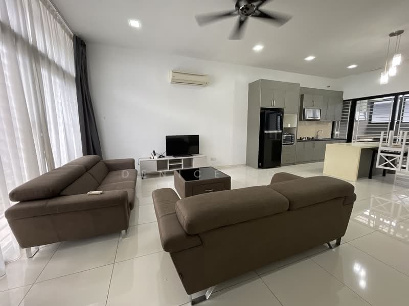 3-storey Terraced House for Sale in Seri Kembangan (Selangor) - Denice Ng - Living Room - PropertyGuru.com.my