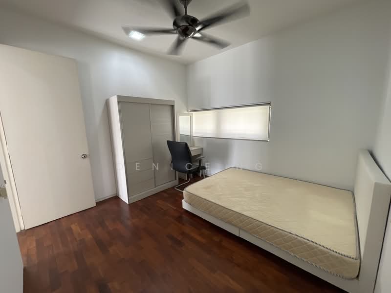 3-storey Terraced House for Sale in Seri Kembangan (Selangor) - Denice Ng - Bedroom - PropertyGuru.com.my