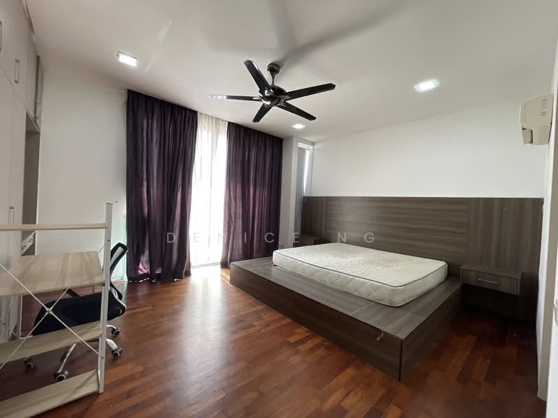 3-storey Terraced House for Sale in Seri Kembangan (Selangor) - Denice Ng - Bedroom - PropertyGuru.com.my