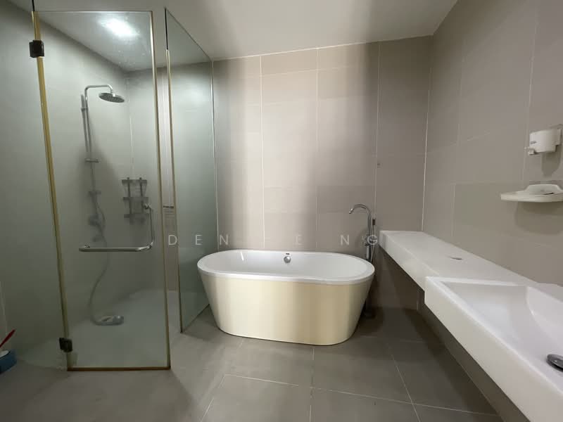 3-storey Terraced House for Sale in Seri Kembangan (Selangor) - Denice Ng - Bathroom - PropertyGuru.com.my