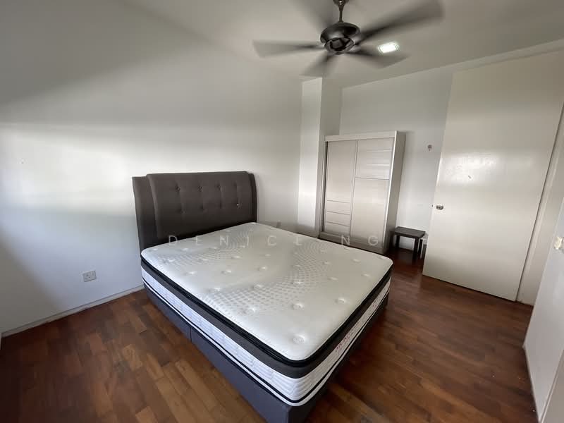 3-storey Terraced House for Sale in Seri Kembangan (Selangor) - Denice Ng - Bedroom - PropertyGuru.com.my