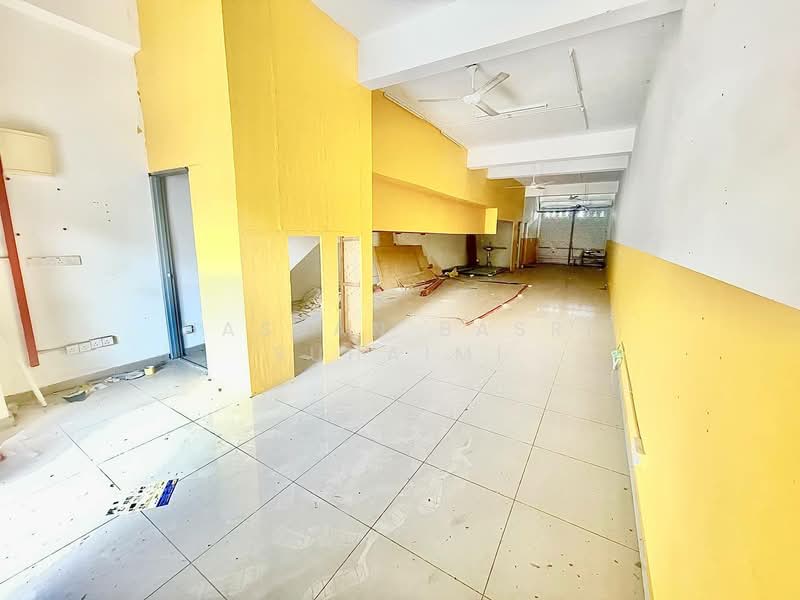 Shop / Office for Sale in Taman Tiara Sendayan (Bandar Sri Sendayan) - Hassan Basri Suhaimi - Interior - PropertyGuru.com.my