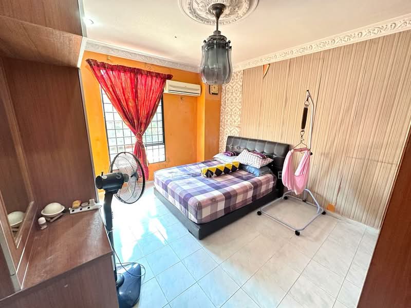 2-storey Terraced House for Sale in Kota Emerald (Rawang) - Steven Lee - Bedroom - PropertyGuru.com.my