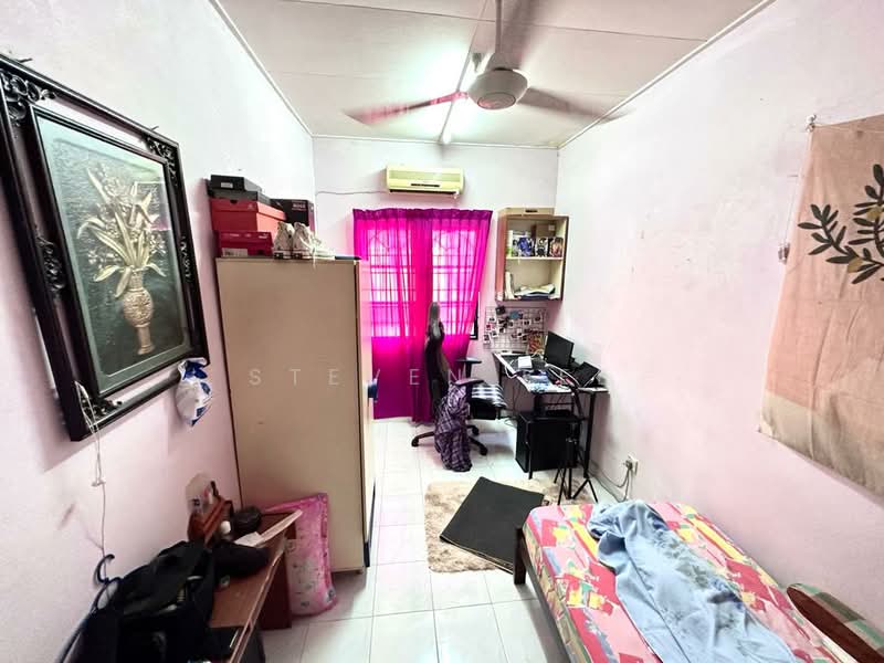 2-storey Terraced House for Sale in Kota Emerald (Rawang) - Steven Lee - Bedroom - PropertyGuru.com.my