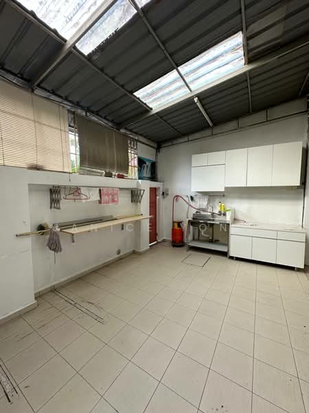 2-storey Terraced House for Sale in Taman Puteri Wangsa (Ulu Tiram) - Janice Yong - Kitchen - PropertyGuru.com.my