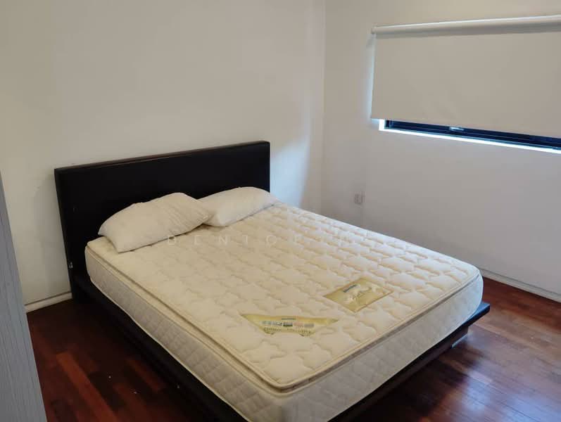 3-storey Terraced House for Sale in Seri Kembangan (Selangor) - Denice Ng - Bedroom - PropertyGuru.com.my