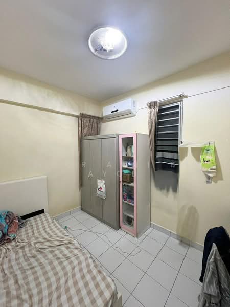 Solaris Dutamas untuk Untuk Dijual - RM 385,000, Feb 2026 - Bedroom - PropertyGuru.com.my