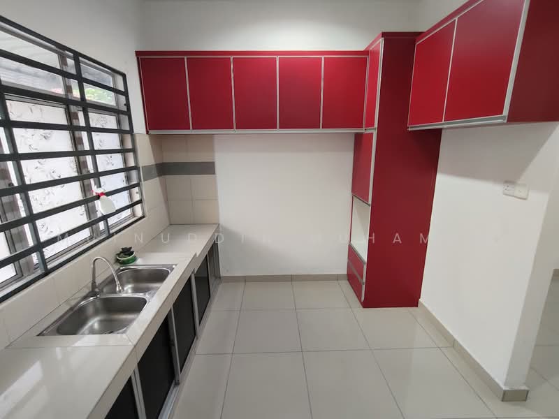 1-storey Terraced House for Sale in Hutan Melintang (Perak) - Muinuddin Muhamad - Kitchen - PropertyGuru.com.my