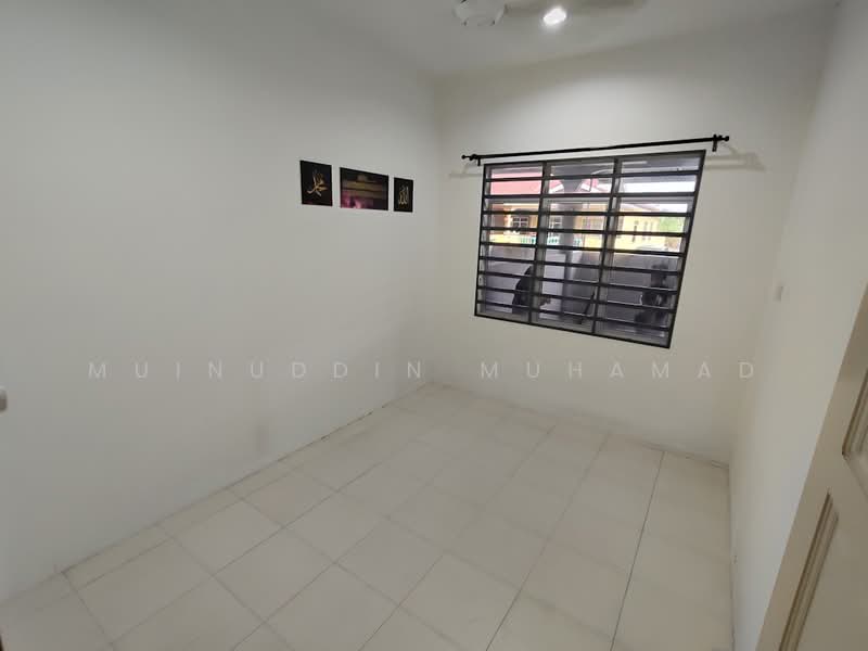 1-storey Terraced House for Sale in Hutan Melintang (Perak) - Muinuddin Muhamad - Interior - PropertyGuru.com.my
