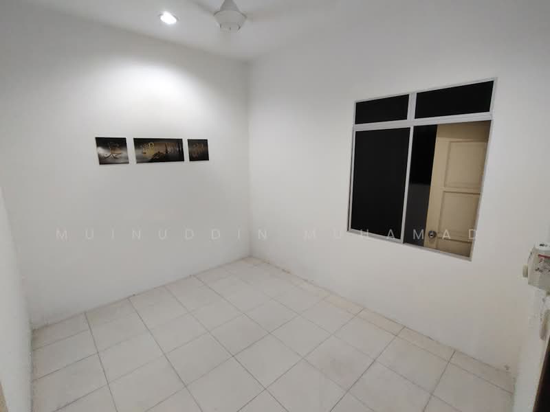 1-storey Terraced House for Sale in Hutan Melintang (Perak) - Muinuddin Muhamad - Interior - PropertyGuru.com.my