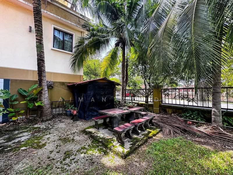 Bungalow for Sale in Klang (Selangor) - AIMAN ZUHDI - Garden - PropertyGuru.com.my