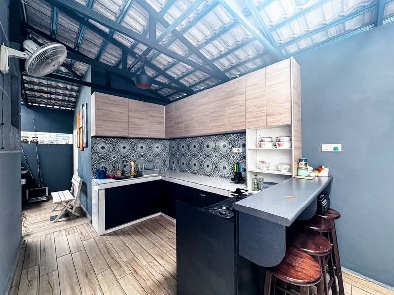 Bungalow for Sale in Klang (Selangor) - AIMAN ZUHDI - Kitchen - PropertyGuru.com.my